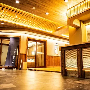 Capsle Hatago Akasaka Spablic 日本
